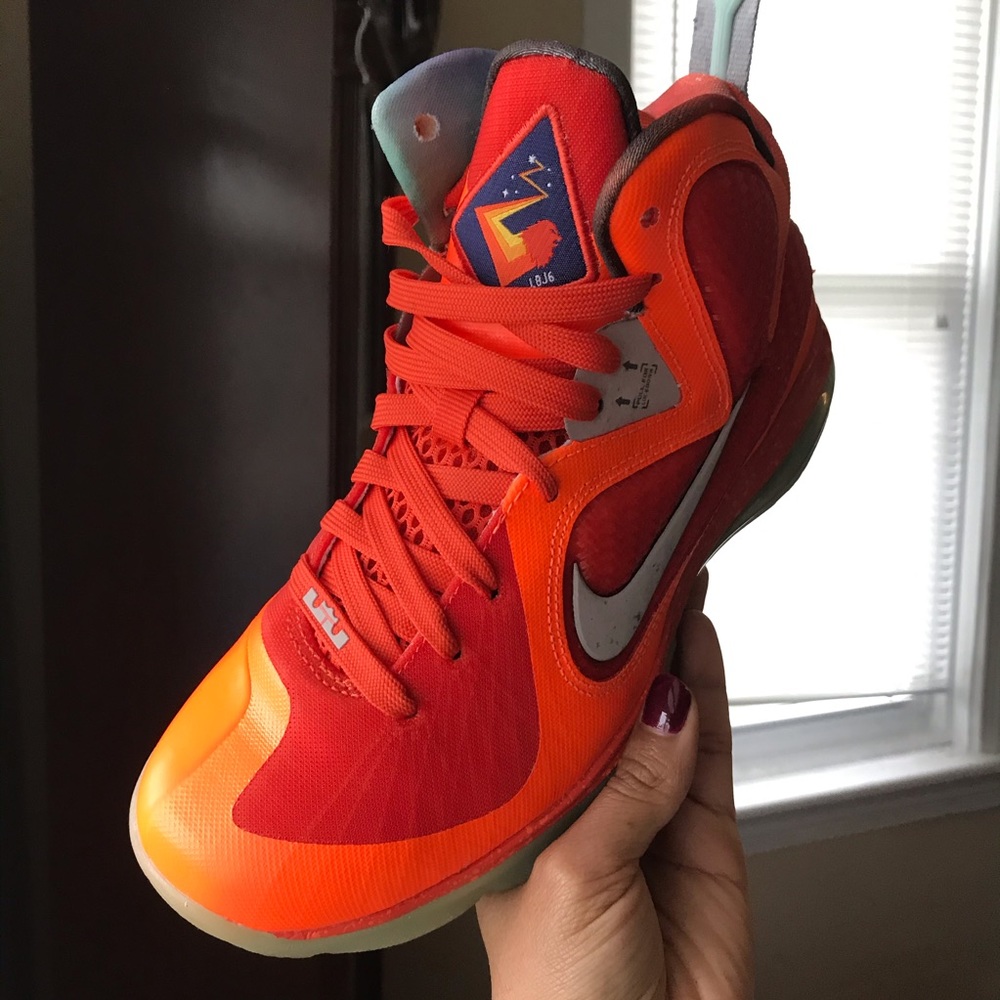 LEBRON 9 - Picture 5 of 12